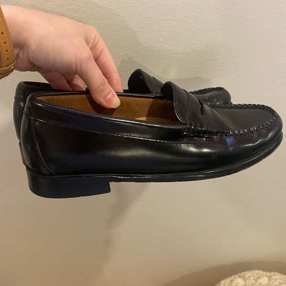 G.H. Bass & Co Weejuns Black Patent Leather Penny Loafers - Picture 6 of 17